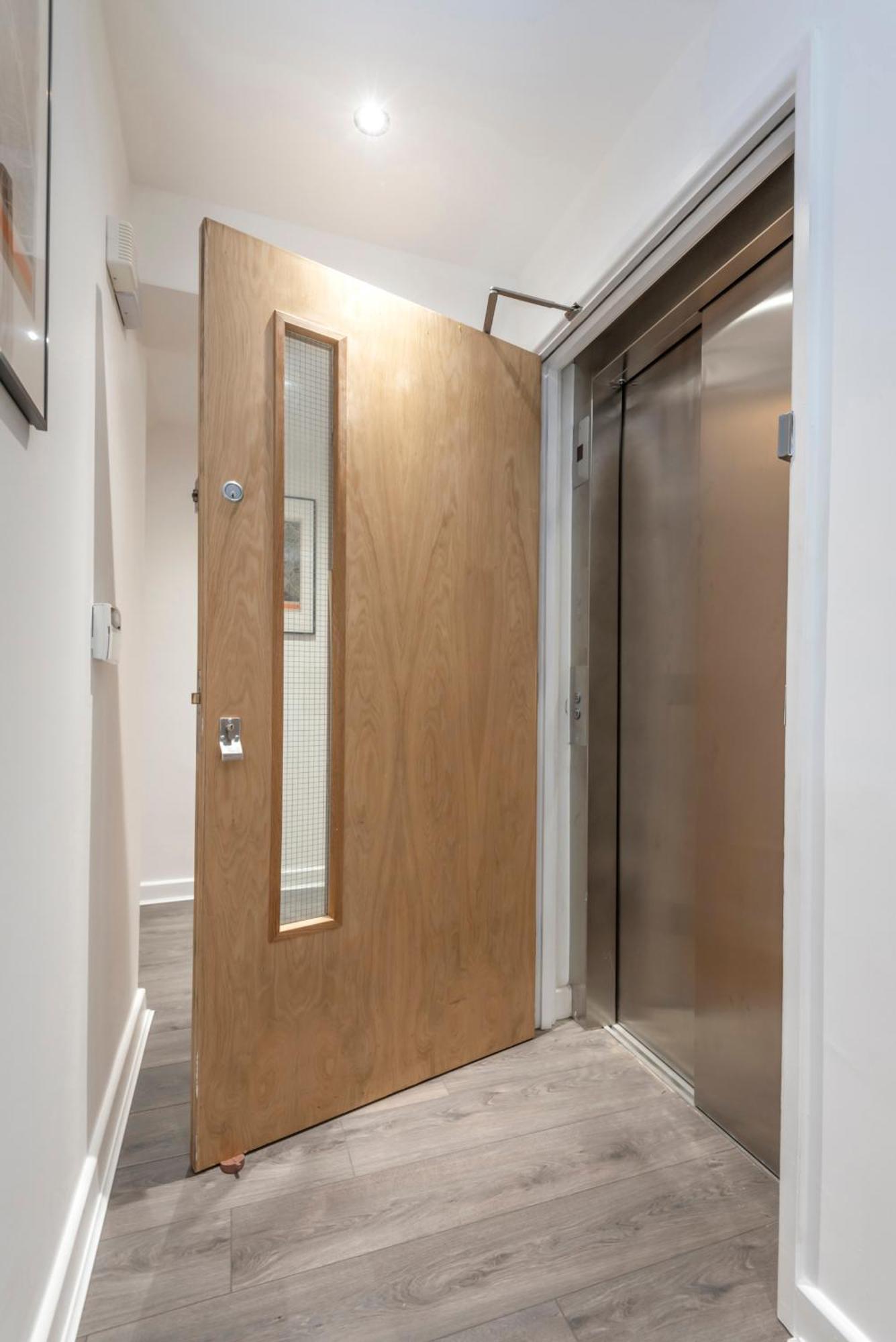 The Loft - Spacious Luxury 2 Bed 2 Bath With Free Secure Parking And Tube Close By Лондон Экстерьер фото